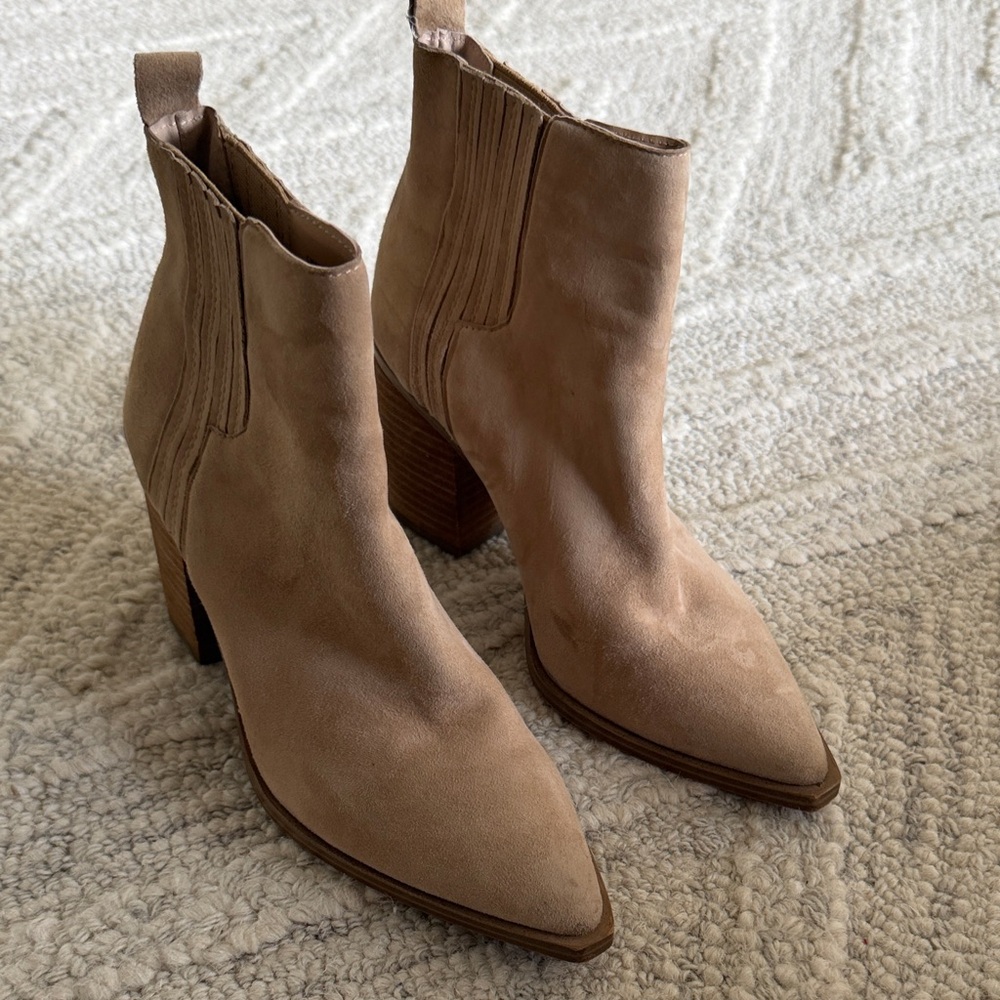 Steve Madden Tan Suede Ankle Boots